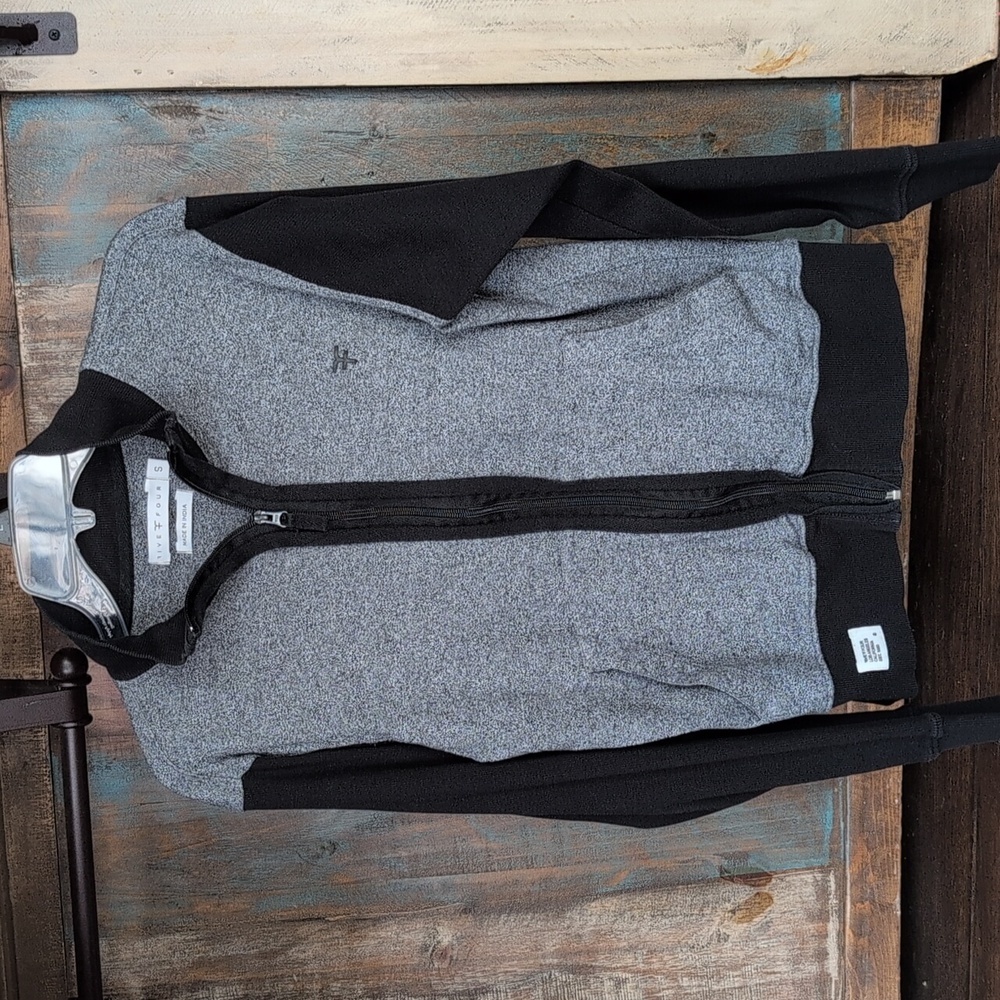 Five Four Gray & Black Full Zip Lightweight Jacket w/ Pockets - Women's Small